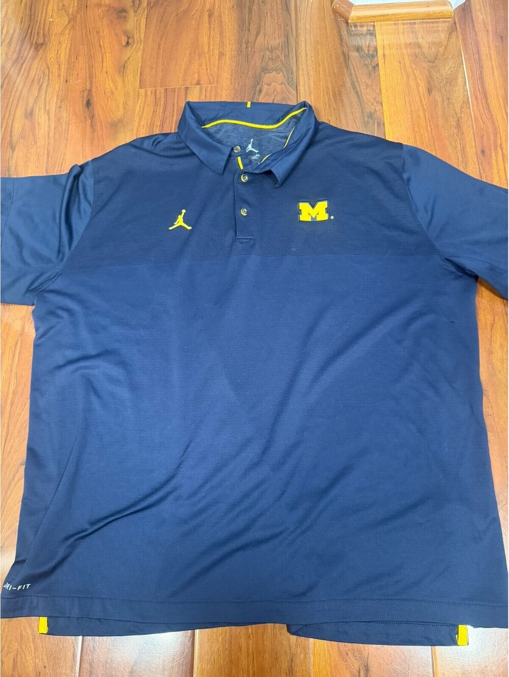 Air Jordan Michigan Wolverines Embroidered Men Sz 3XL Navy Yellow Polo Shirt
